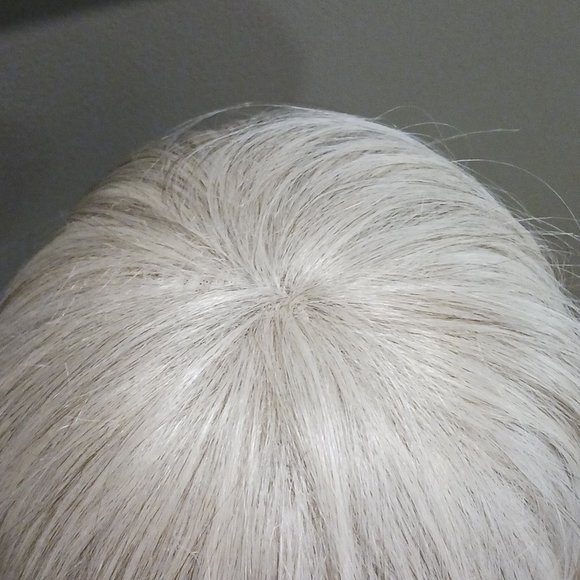 NWT Toni Brattin Supreme Bob Light Grey Average Cap - Picture 4 of 6